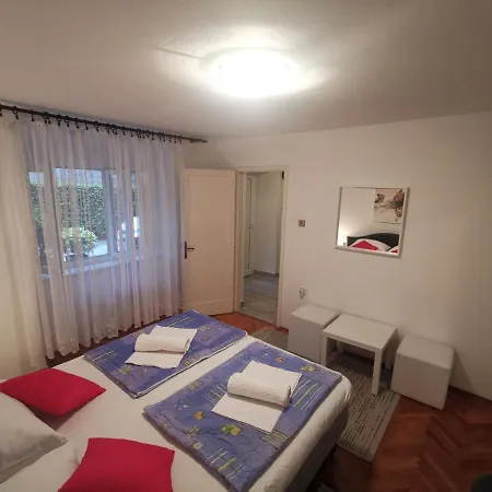 Dino Apartment