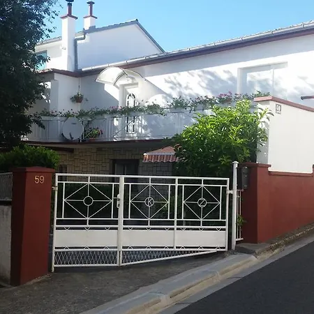 Dino Apartament Novi Vinodolski